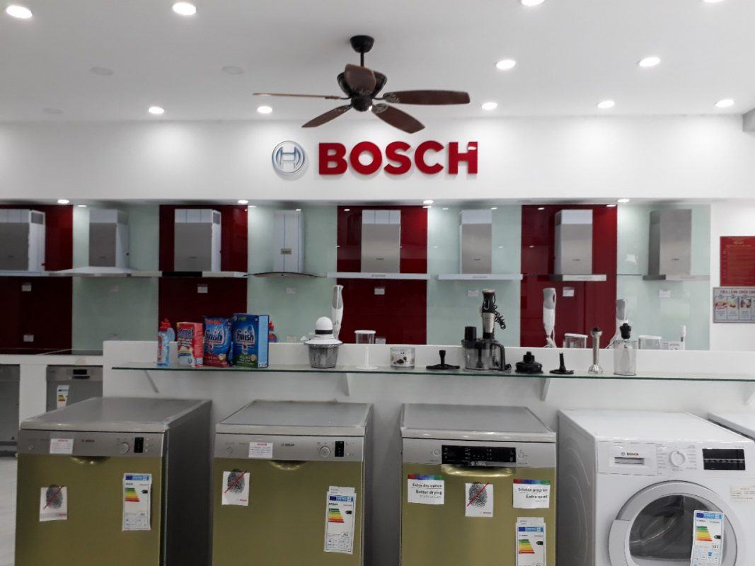 sua may rua chen bat bosch chinh hang